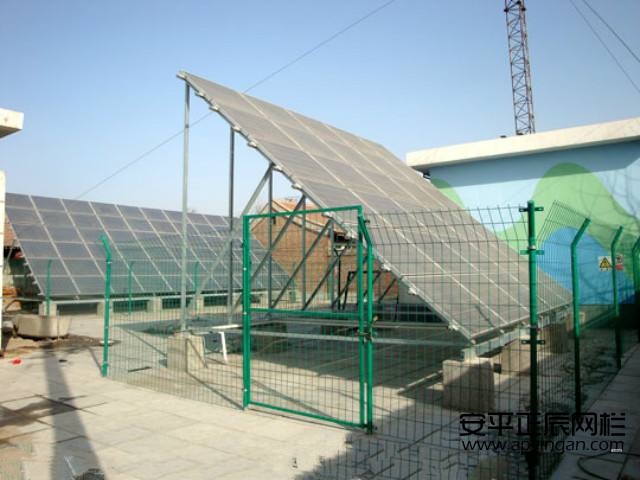 http://m.jiledao111.cn光伏站防護圍欄