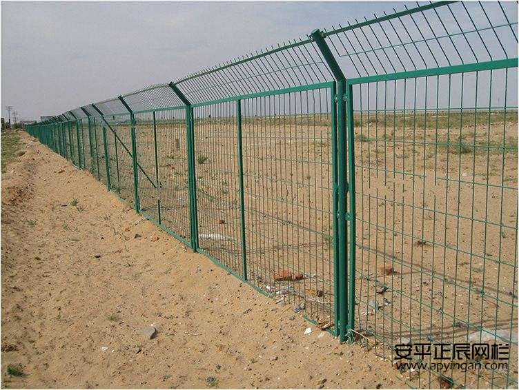 http://m.jiledao111.cn高速公路隔離柵