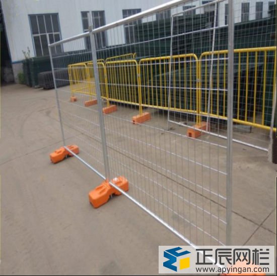 鐵絲網(wǎng)護(hù)欄網(wǎng)價格